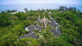 Pinewood Beach Resort and Spa
