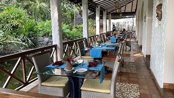 Pinewood Beach Resort and Spa