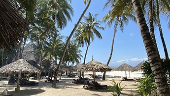 Pinewood Beach Resort and Spa
