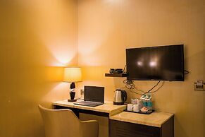 Hotel Emperor Palms at Karol Bagh