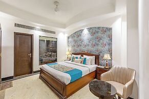 Hotel Emperor Palms at Karol Bagh