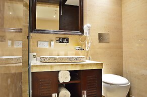 Hotel Emperor Palms at Karol Bagh
