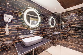 Hotel Emperor Palms at Karol Bagh