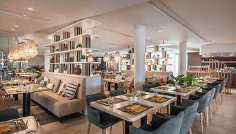Valamar Lacroma Hotel