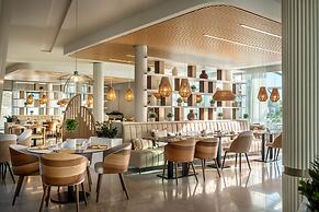 Valamar Lacroma Hotel