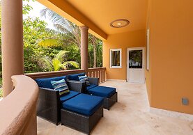 Belizean Cove Estates