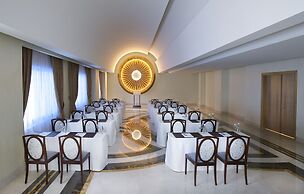La Cigale Hotel Managed by Accor