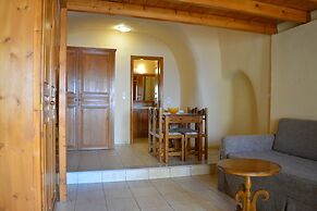 Anemomilos Suites