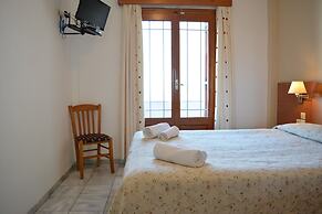 Anemomilos Suites