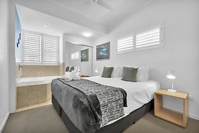 Rolling Surf Resort