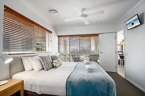 Rolling Surf Resort