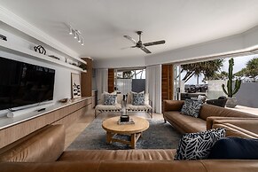 Rolling Surf Resort