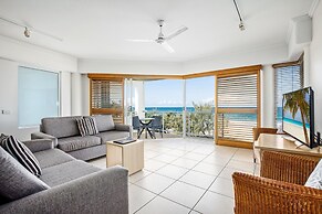 Rolling Surf Resort