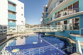 Rolling Surf Resort