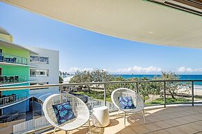 Rolling Surf Resort