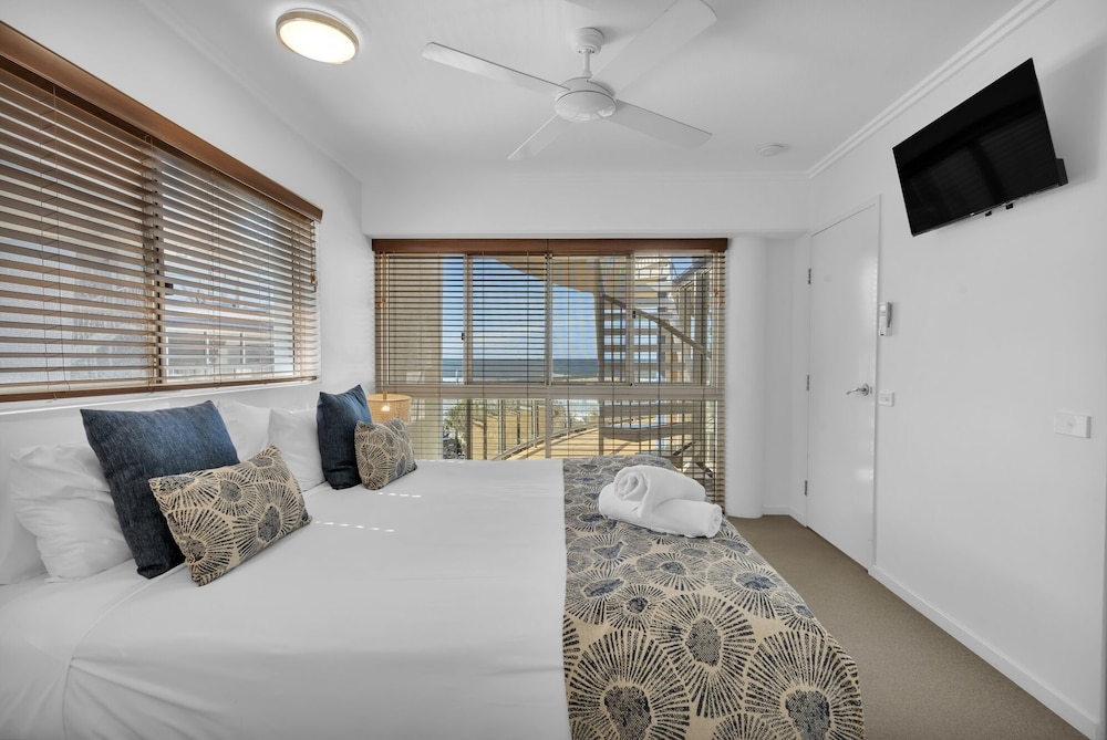 Rolling Surf Resort