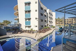 Rolling Surf Resort