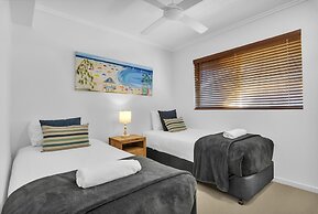 Rolling Surf Resort