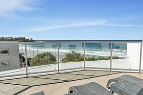 Rolling Surf Resort
