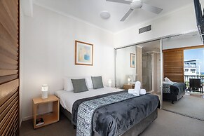 Rolling Surf Resort