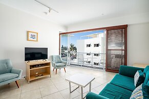 Rolling Surf Resort