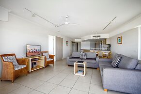 Rolling Surf Resort