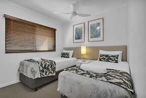 Rolling Surf Resort