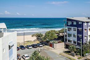 Rolling Surf Resort