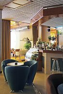 Lydia Hotel