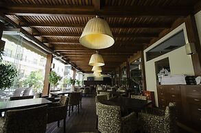 Lydia Hotel