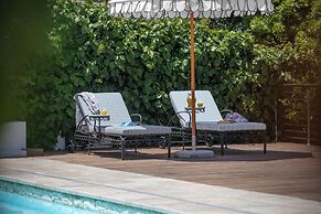 St James Guesthouses