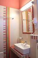 Amaryllis Hotel Apartments