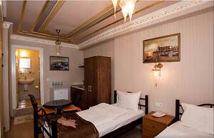 Kaftan Hotel