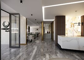 Chrispy City Living ex Nefeli
