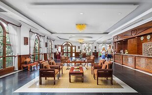 Angkor Holiday Hotel