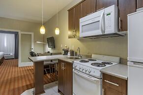 Devonian Hotel & Suites