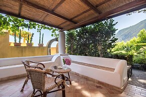 Hotel Ravesi