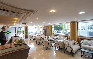 Hotel Zahrat Al Jabal