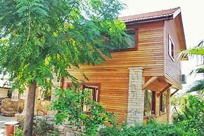 Leda Beach Hotel
