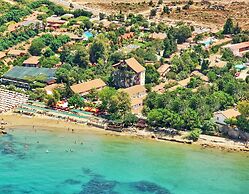 Leda Beach Hotel