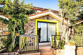 Leda Beach Hotel