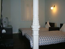 Hostal Pizarro