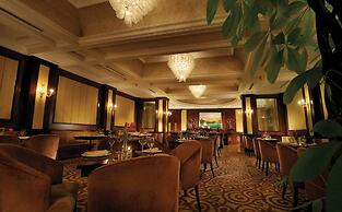 Han's Royal Garden Hotel