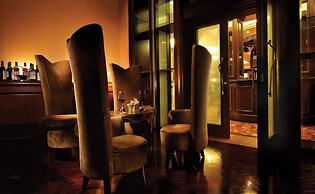 Han's Royal Garden Hotel