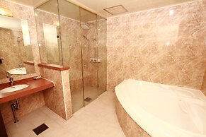 Amour Hotel