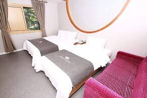 Amour Hotel