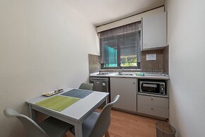7 Palms Hotel Apartments