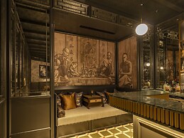 The Robertson House by The Crest Collection