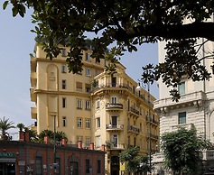 Pinto Storey Hotel