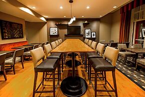 Hampton Inn New York - LaGuardia Airport